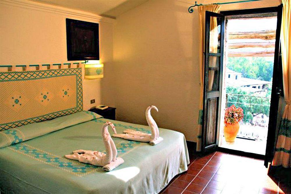 อาร์บาตักซ์ พาร์ค รีสอร์ต - บอร์โก กาลา โมเรสกา Hotel ห้อง รูปภาพ