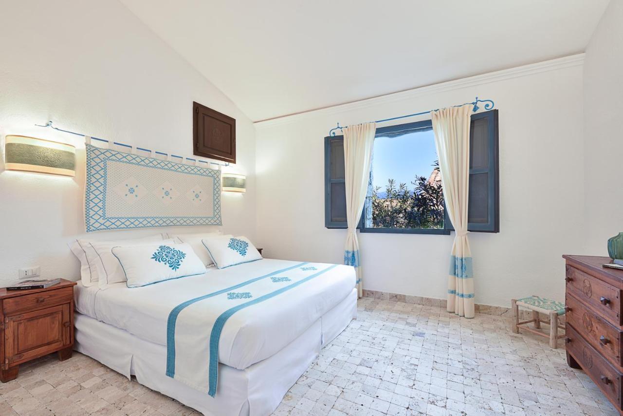 อาร์บาตักซ์ พาร์ค รีสอร์ต - บอร์โก กาลา โมเรสกา Hotel ภายนอก รูปภาพ